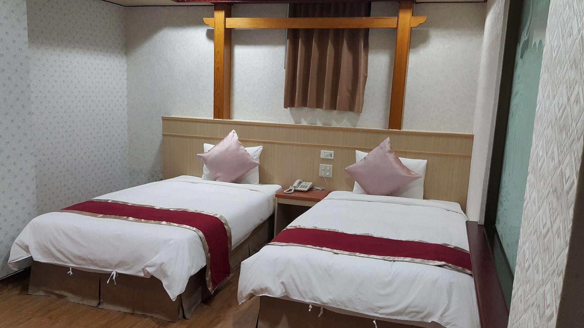 Mei Hua Hotel Kaohsiung Eksteriør billede