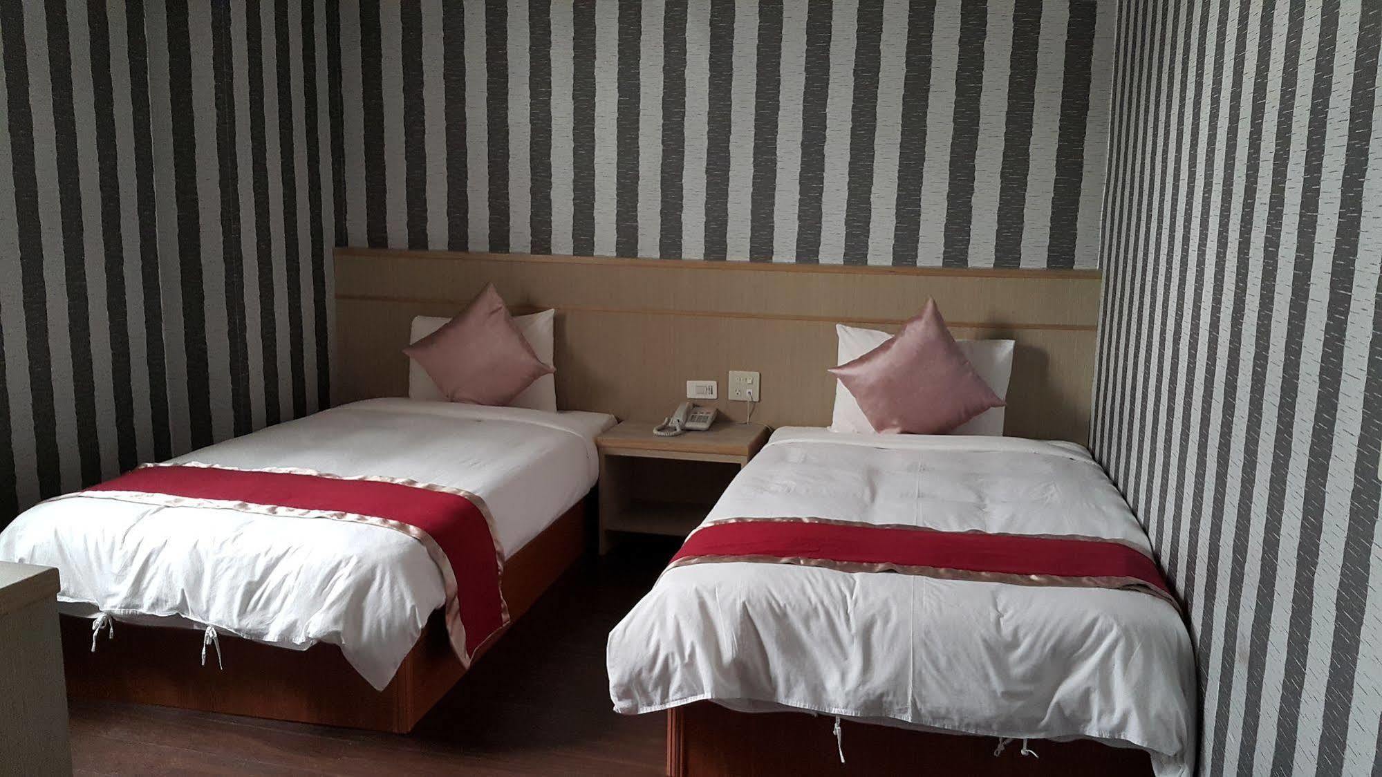 Mei Hua Hotel Kaohsiung Eksteriør billede